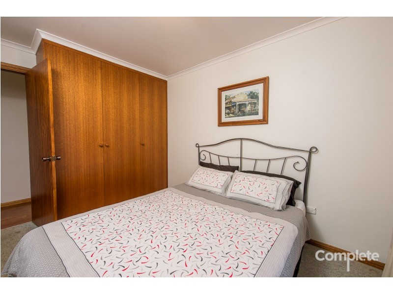 8 MONTEBELLO DRIVE, Mount Gambier SA 5290