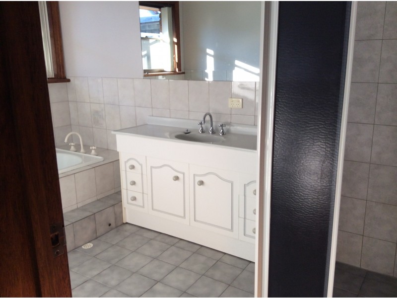 1 JENNIFER STREET, Mount Gambier SA 5290