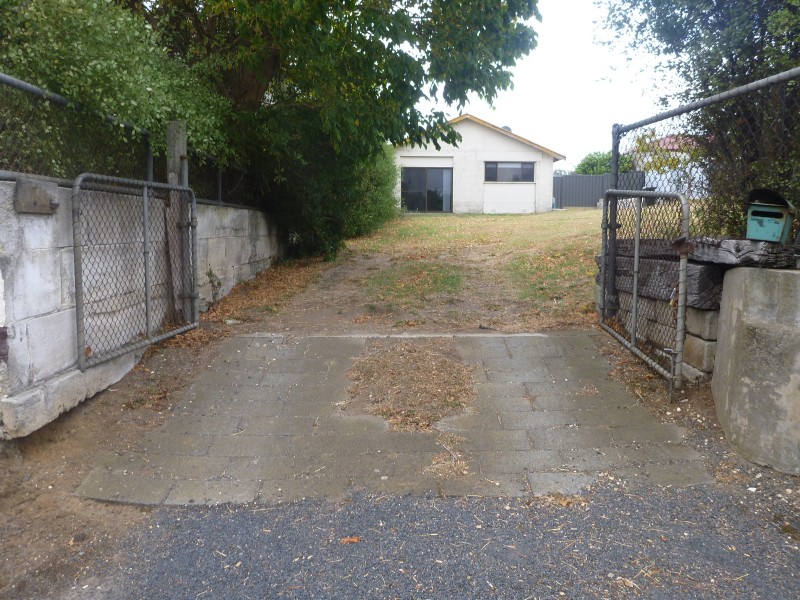 64 Jubilee Hwy West, Mount Gambier SA 5290