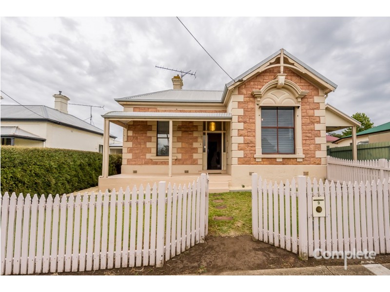 9 SHEPHERDSON ROAD, Mount Gambier SA 5290