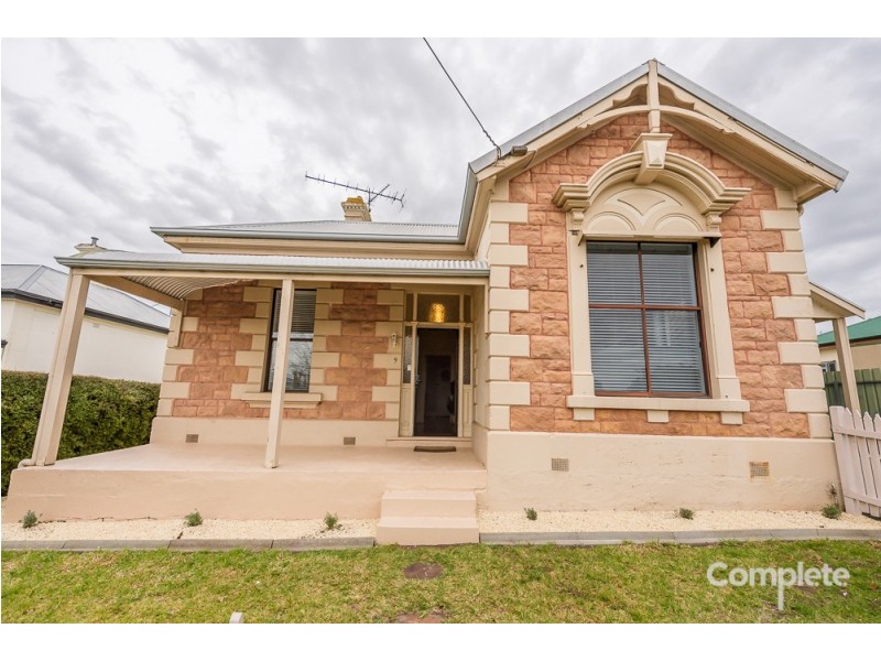 9 SHEPHERDSON ROAD, Mount Gambier SA 5290