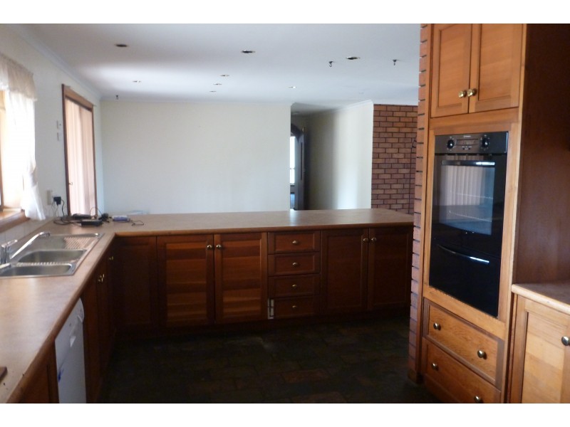 9 Torrensdale Road, Suttontown SA 5291