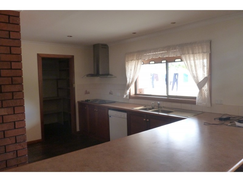 9 Torrensdale Road, Suttontown SA 5291