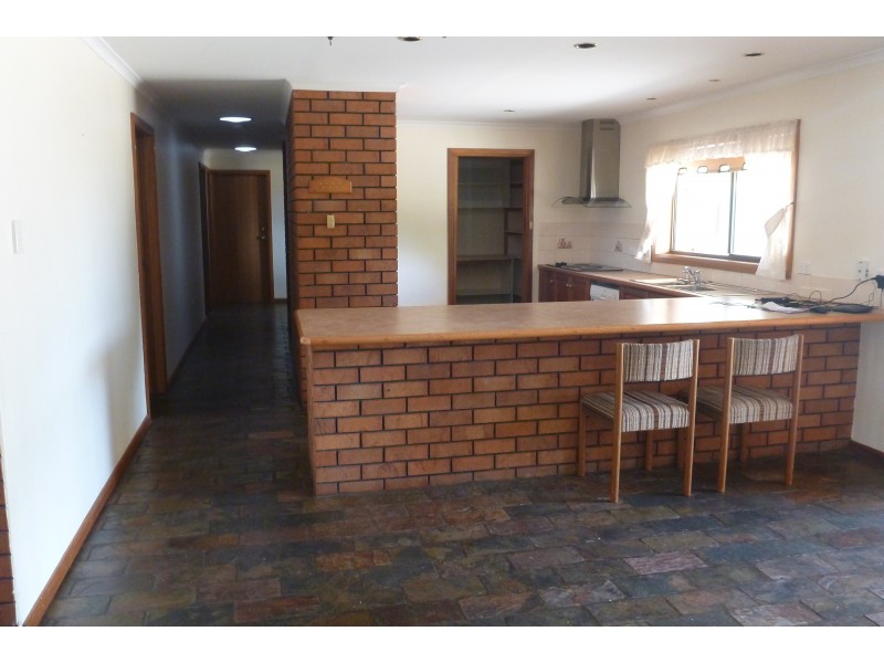 9 Torrensdale Road, Suttontown SA 5291