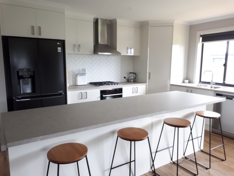 33 LAKES PARK DRIVE, Mount Gambier SA 5290