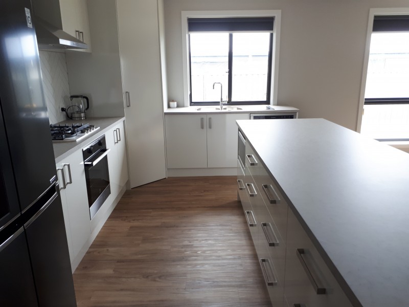 33 LAKES PARK DRIVE, Mount Gambier SA 5290