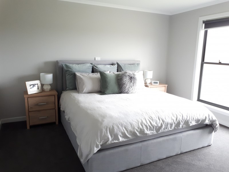 33 LAKES PARK DRIVE, Mount Gambier SA 5290