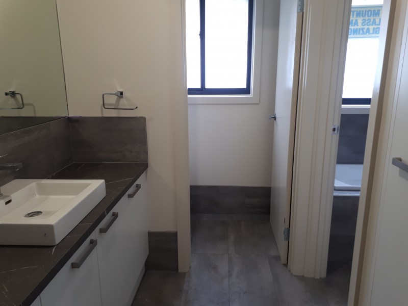 33 LAKES PARK DRIVE, Mount Gambier SA 5290