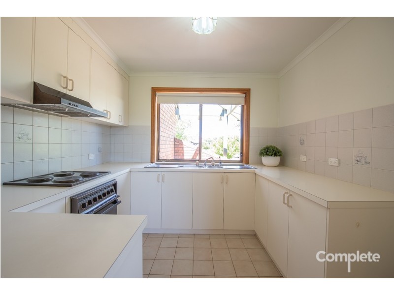 33 SHALAMAR CRESCENT, Mount Gambier SA 5290