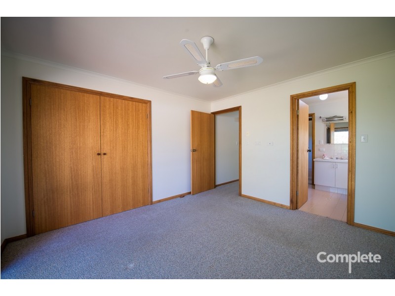 33 SHALAMAR CRESCENT, Mount Gambier SA 5290