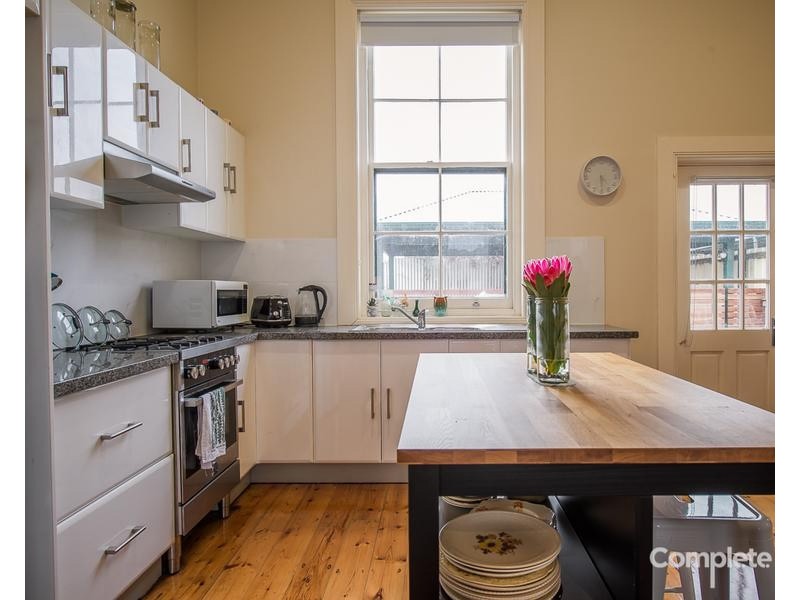 6 SUTTON AVENUE, Mount Gambier SA 5290