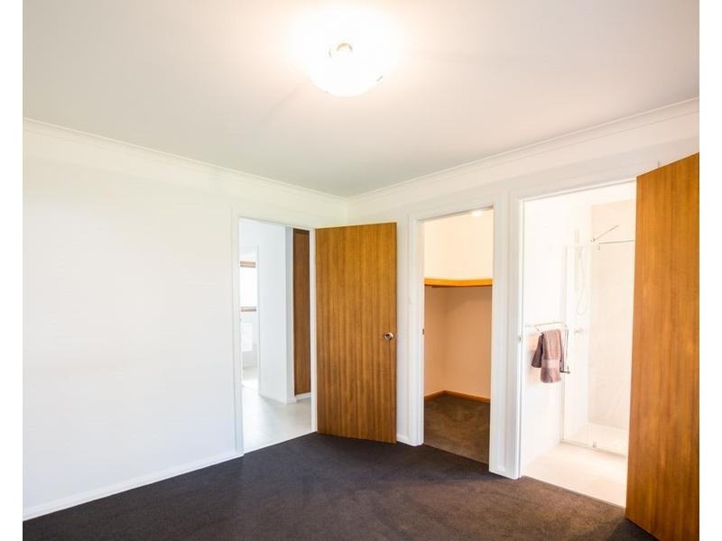 13 HELPMANN AVENUE, Mount Gambier SA 5290