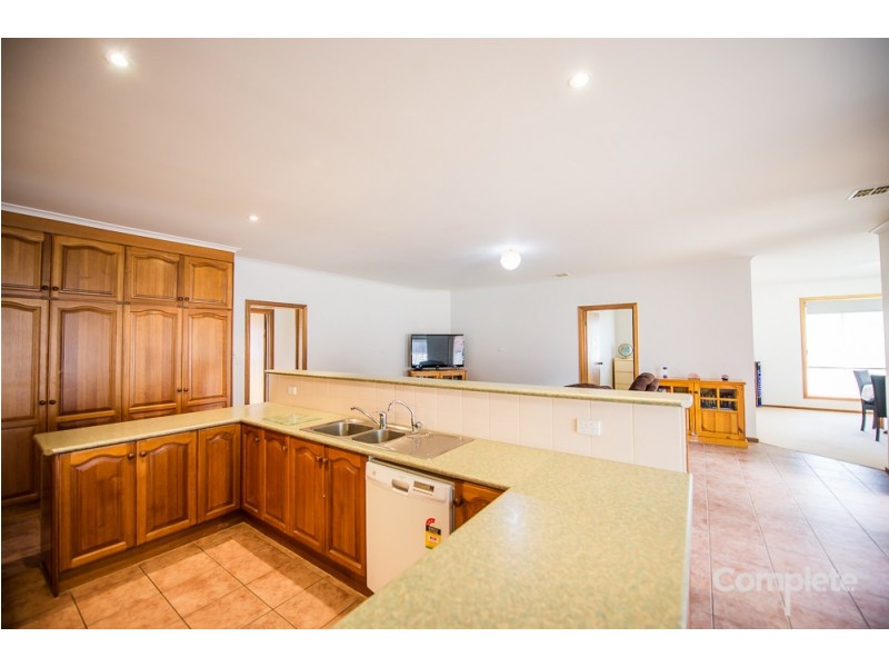 3 MARLOW COURT, Mount Gambier SA 5290