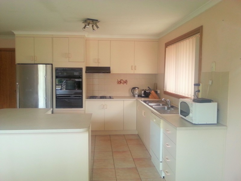 18 Balambool Ave, Mount Gambier SA 5290