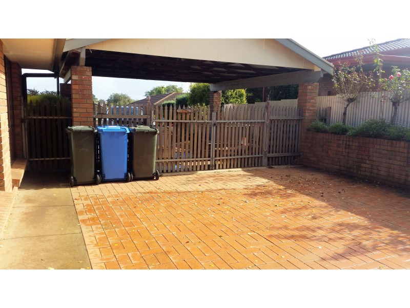 18 Balambool Ave, Mount Gambier SA 5290