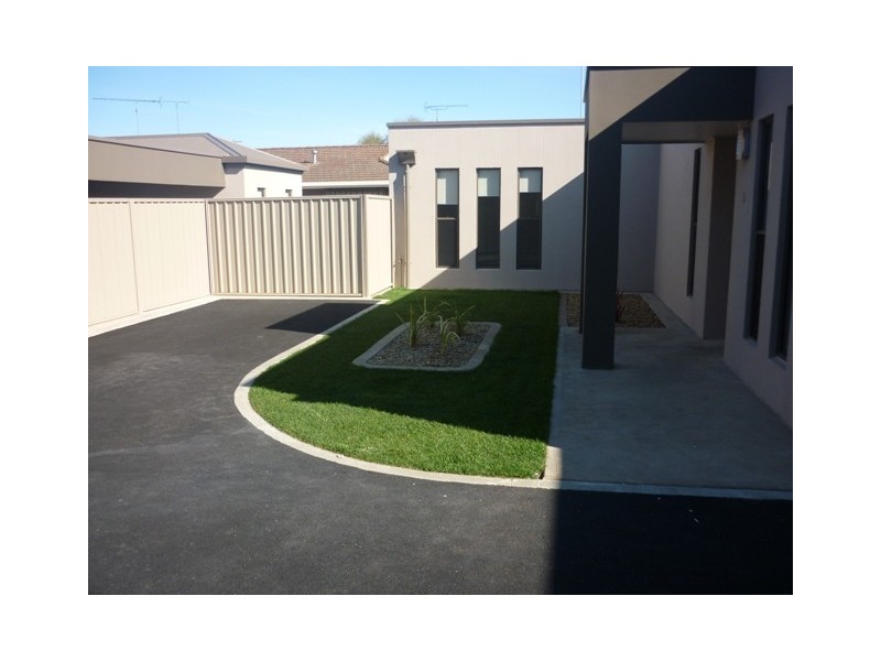 3/8 Bertha Street, Mount Gambier SA 5290