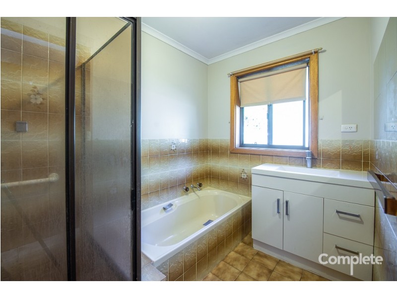 2/9 LINDSAY STREET, Mount Gambier SA 5290