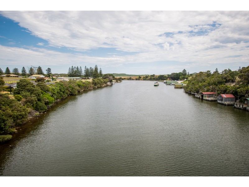 5 BANKSIA STREET, Nelson VIC 3292