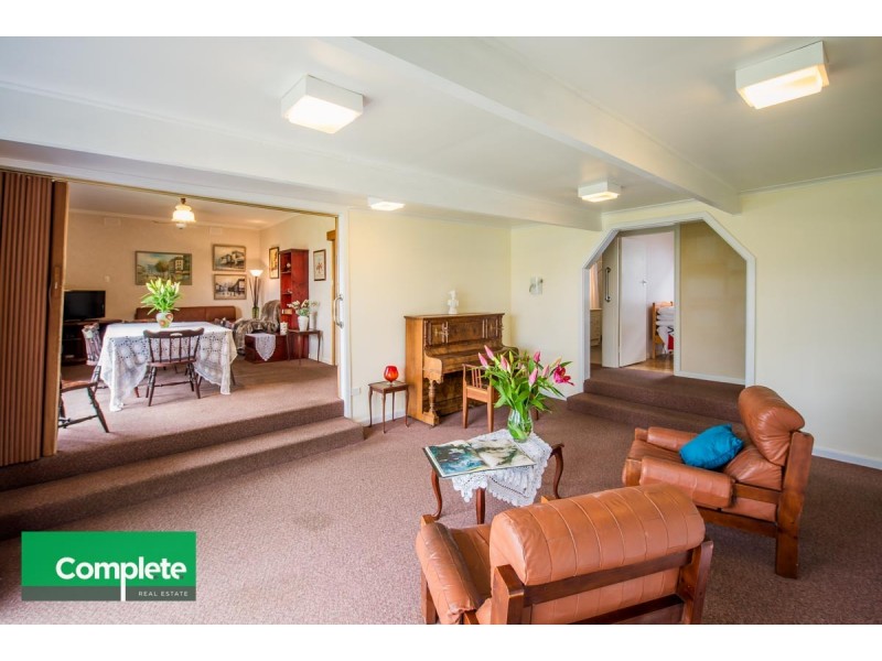 16 Sunnyside Drive, Mount Gambier SA 5290