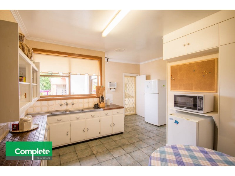 16 Sunnyside Drive, Mount Gambier SA 5290