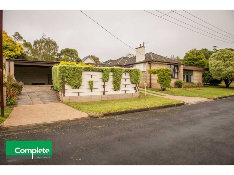 16 Sunnyside Drive, Mount Gambier SA 5290