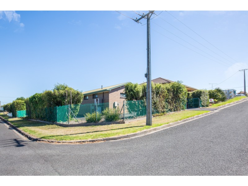 9A CEDAR STREET, Mount Gambier SA 5290