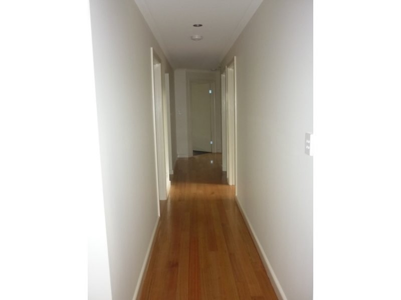 21 QUEENS CRT, Mount Gambier SA 5290