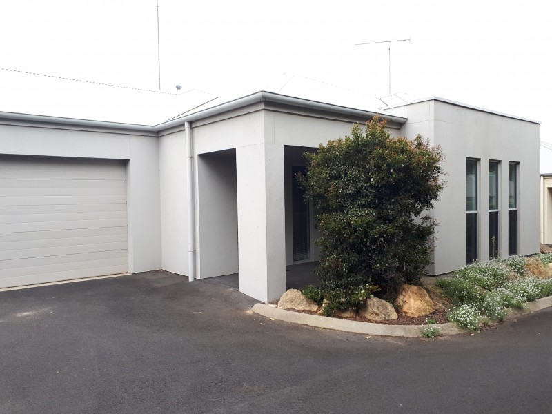 2/11 ALLISON STREET, Mount Gambier SA 5290