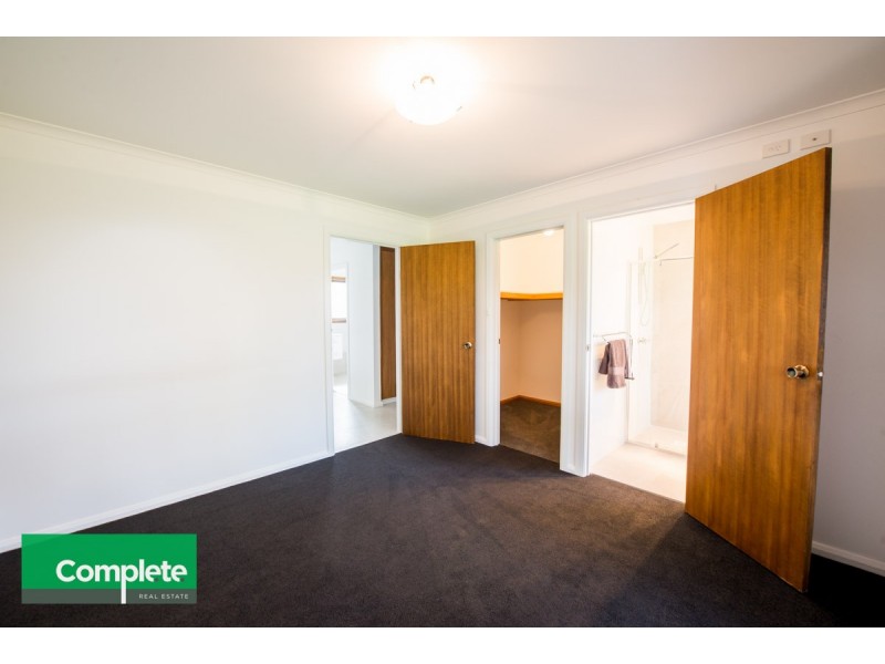 13 Helpmann Avenue, Mount Gambier SA 5290