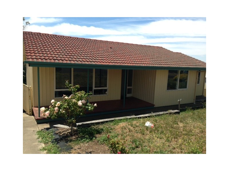 33 Hayes Cres, Mount Gambier SA 5290