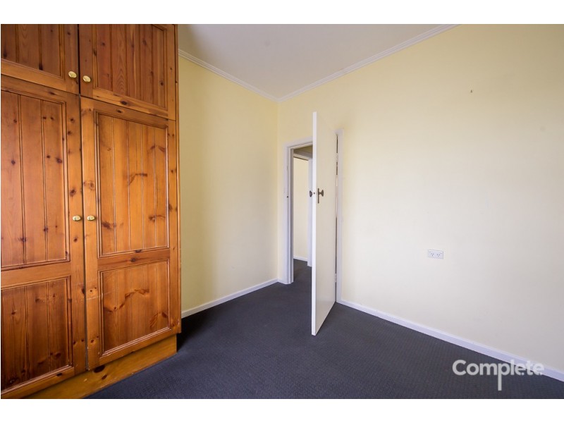 10 STRANGWAYS STREET, Mount Gambier SA 5290