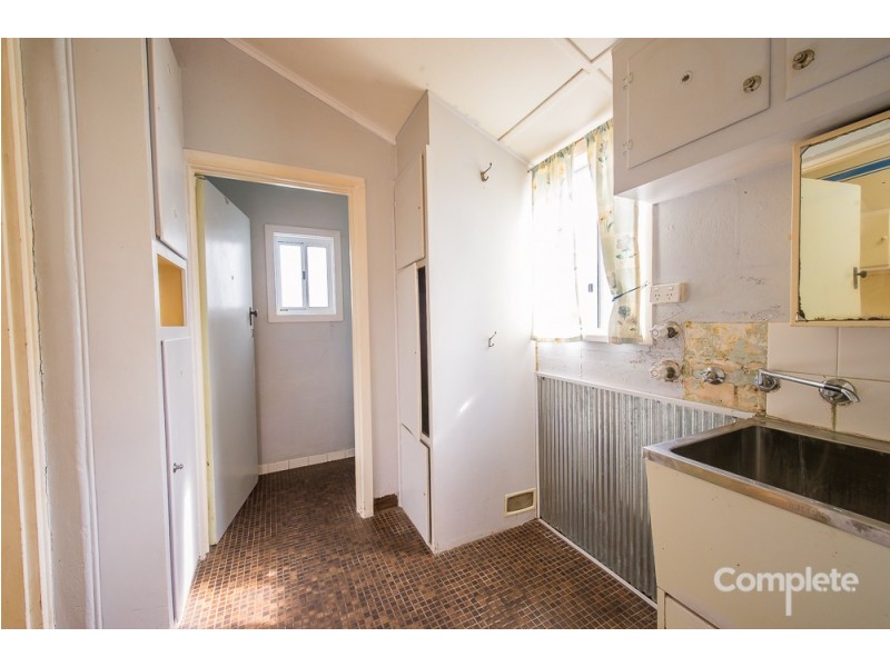 10 STRANGWAYS STREET, Mount Gambier SA 5290