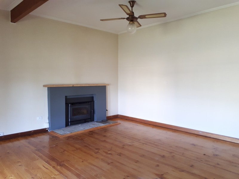 8 COORARA AVENUE, Mount Gambier SA 5290