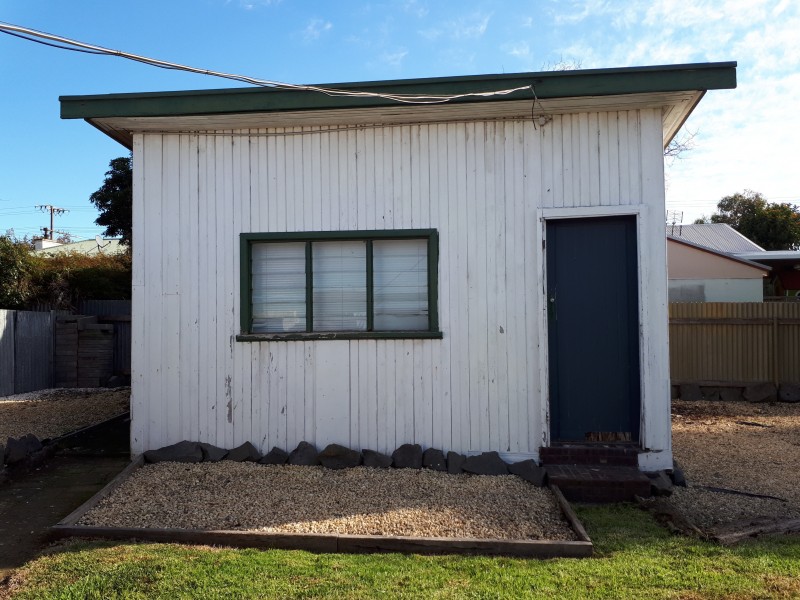 8 COORARA AVENUE, Mount Gambier SA 5290