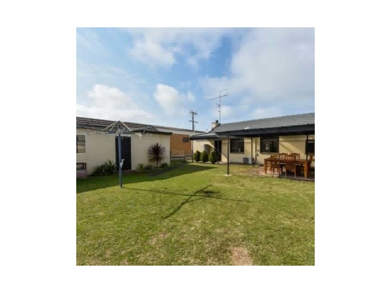 30 MEYLIN STREET, Port Macdonnell SA 5291
