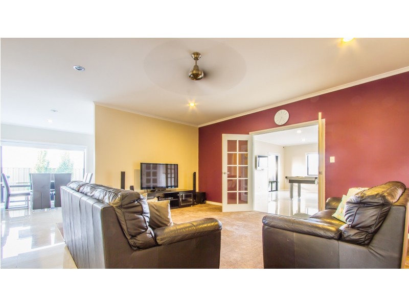 11 CALVARY ROAD, Mount Gambier SA 5290