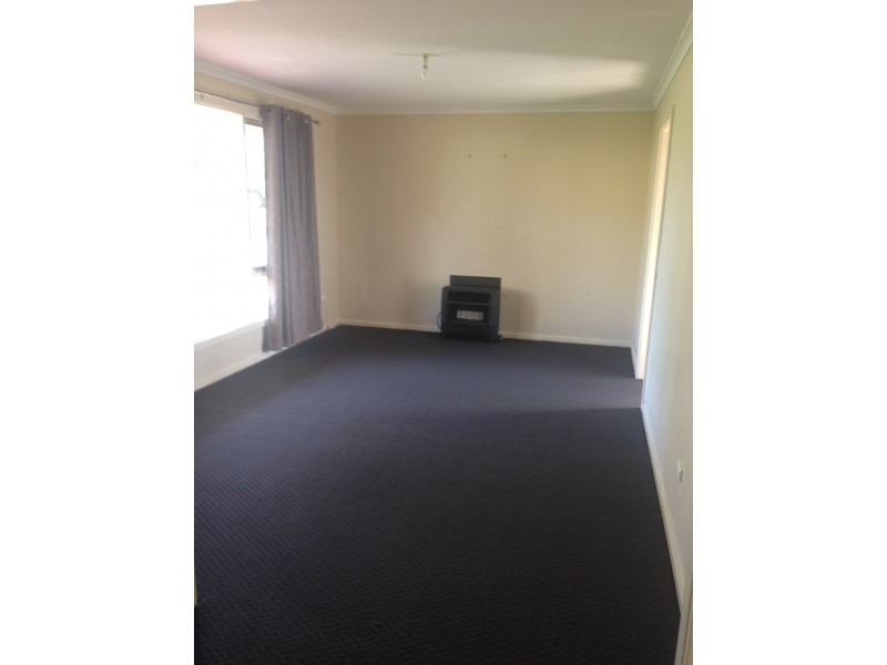 33 Hayes Crescent, Mount Gambier SA 5290