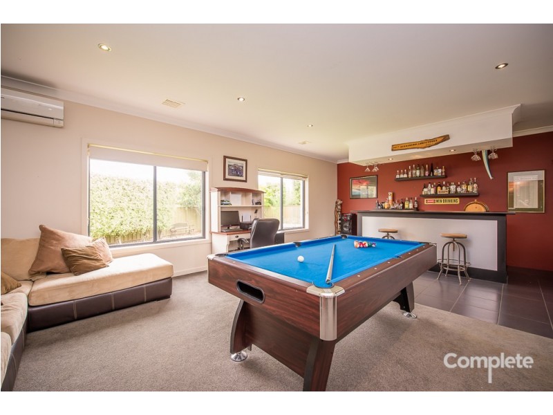 3 OAKRIDGE CRESCENT, Mount Gambier SA 5290