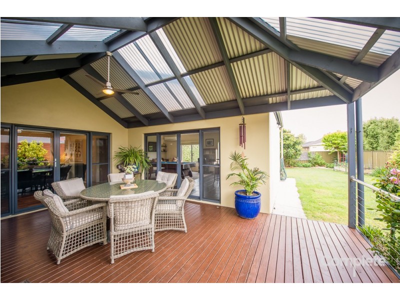 3 OAKRIDGE CRESCENT, Mount Gambier SA 5290