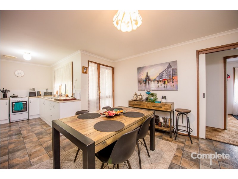 6 BALAMBOOL AVENUE, Mount Gambier SA 5290