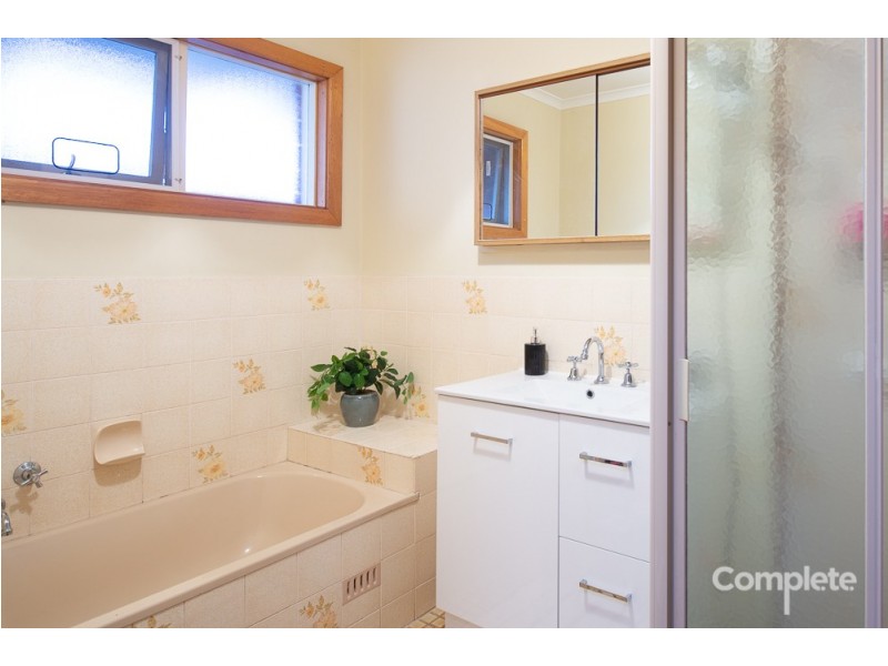 1/13 BRIGALOW CRESCENT, Mount Gambier SA 5290