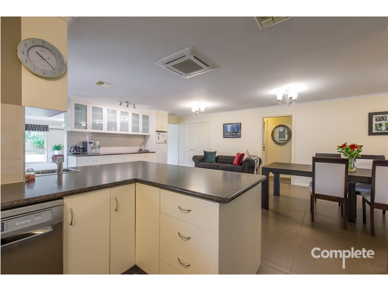 27 KING GROVE, Mount Gambier SA 5290