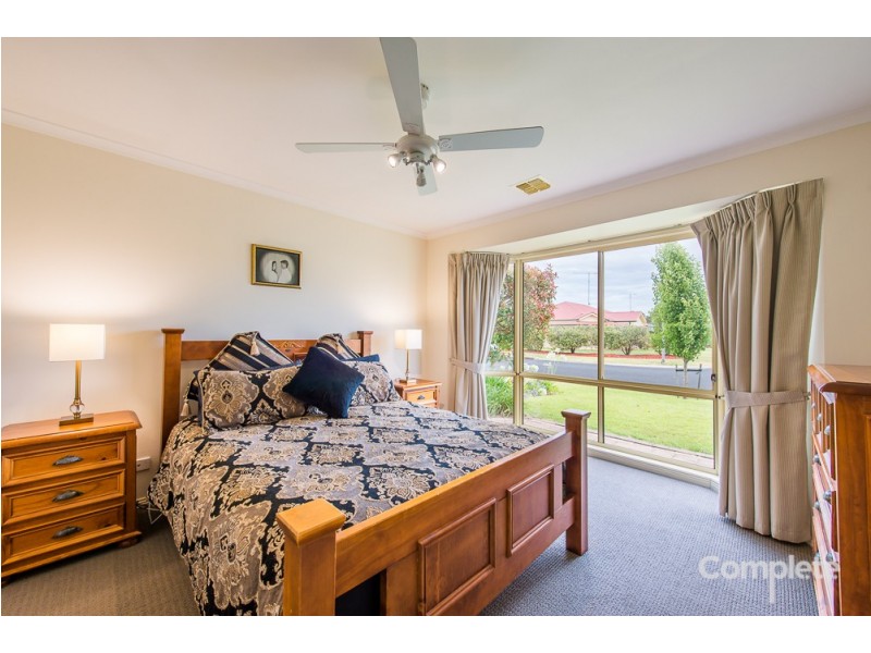 27 KING GROVE, Mount Gambier SA 5290