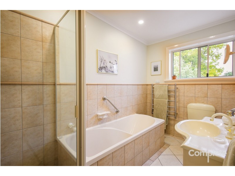 93 BAY ROAD, Mount Gambier SA 5290