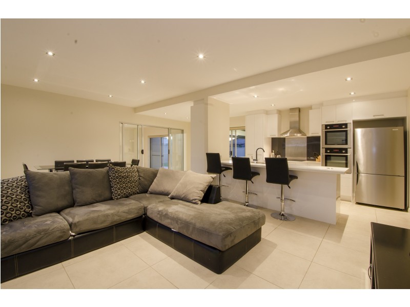 86 MEYLIN STREET, Port Macdonnell SA 5291
