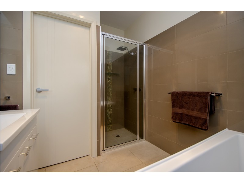 86 MEYLIN STREET, Port Macdonnell SA 5291