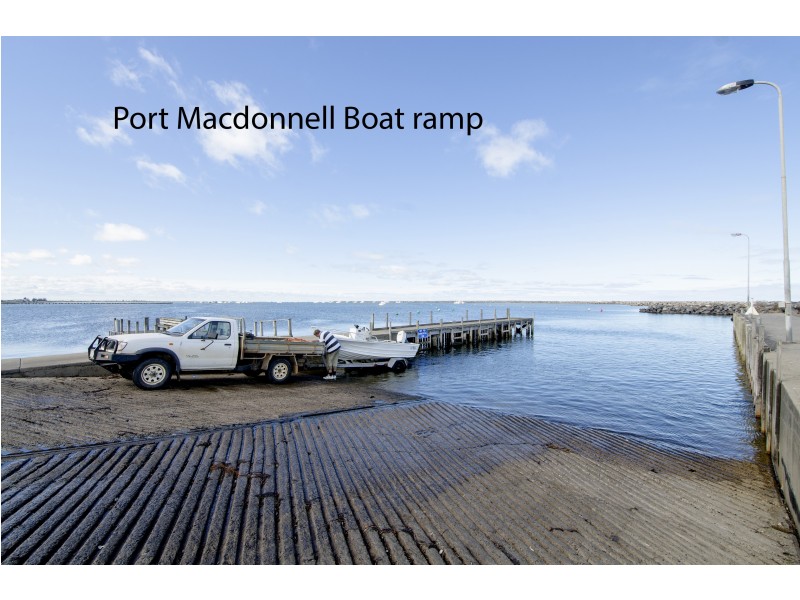86 MEYLIN STREET, Port Macdonnell SA 5291