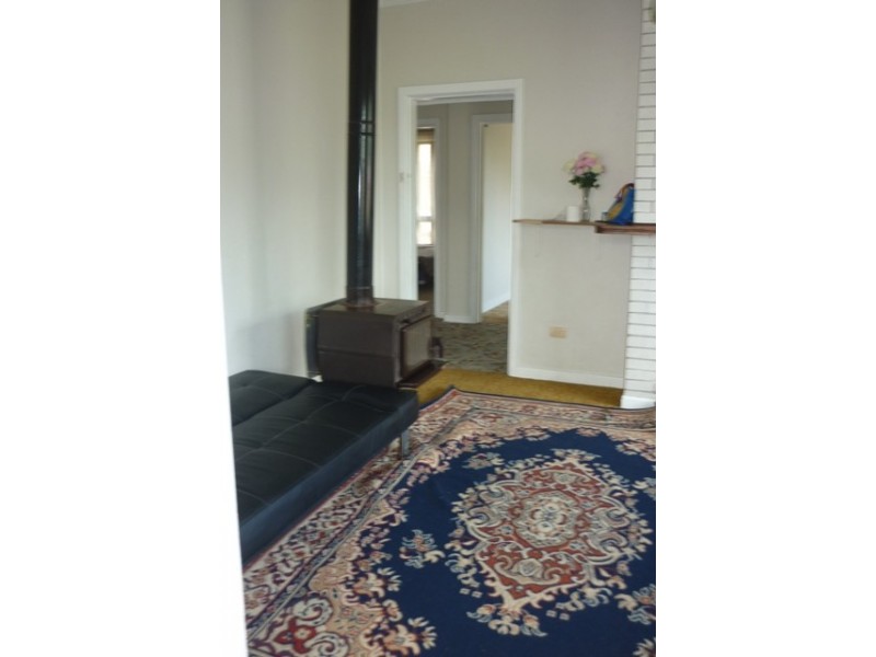 8 Umpherston Street, Mount Gambier SA 5290