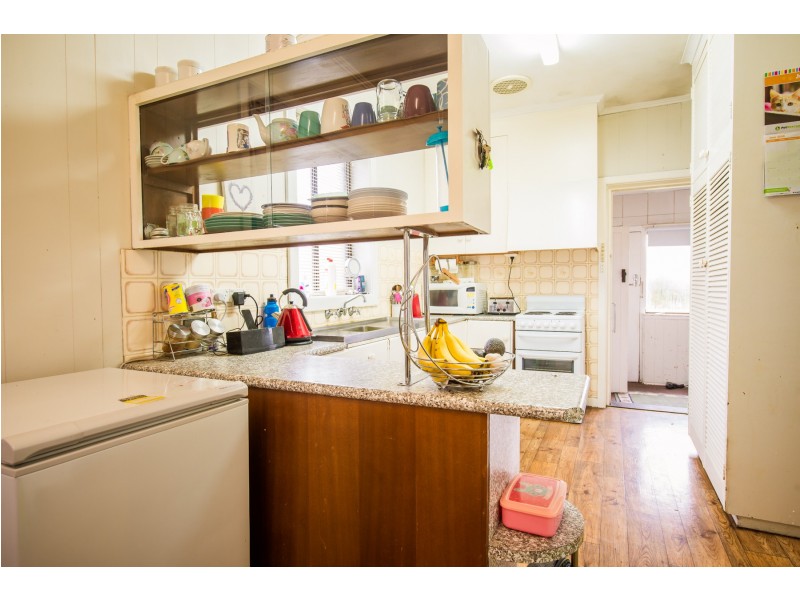 8 Umpherston Street, Mount Gambier SA 5290