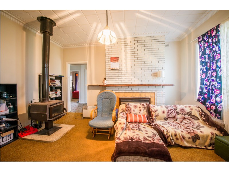 8 Umpherston Street, Mount Gambier SA 5290